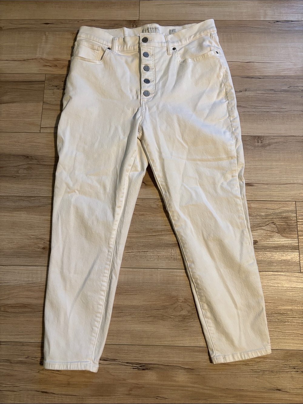 Lucky Brand High-Rise Button-Fly Bridgette Crop